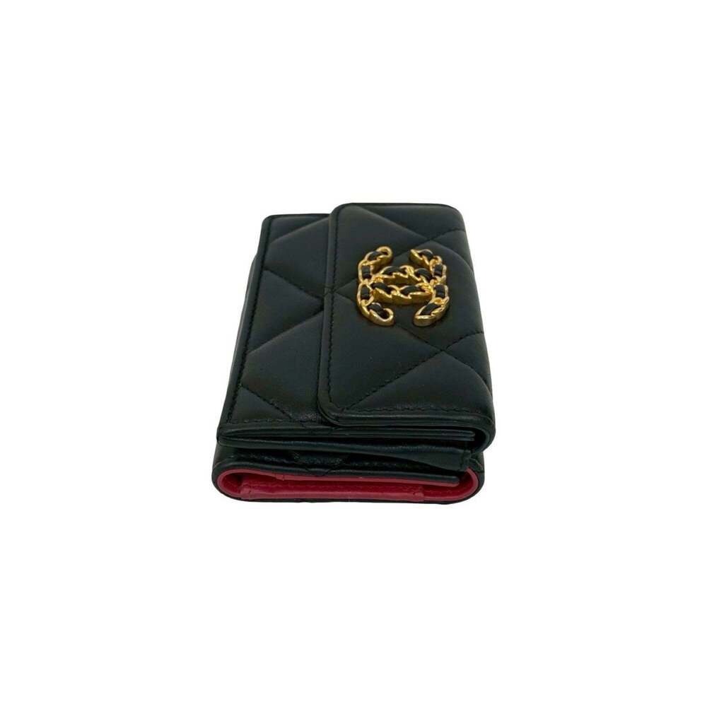 CHANEL Authentic Black Lambskin Leather Logo Wallet - Picture 4 of 10